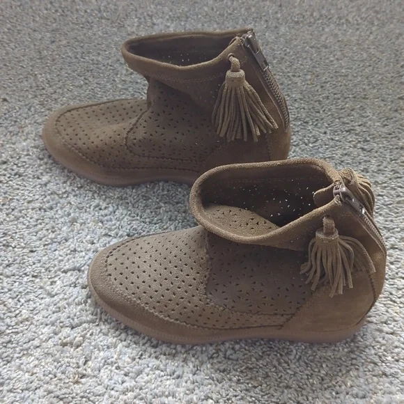 Isabel Marant Beslay Tan Suede Ankle Booties - Picture 2 of 9
